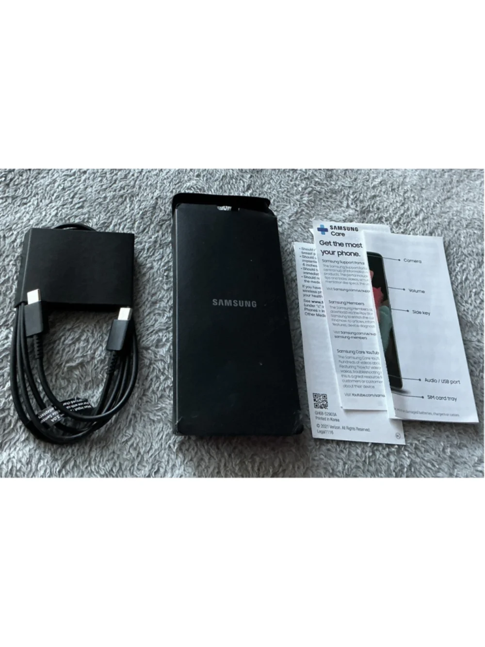 📦 Samsung Galaxy S21+Original USB-C to C Cable & Inserts